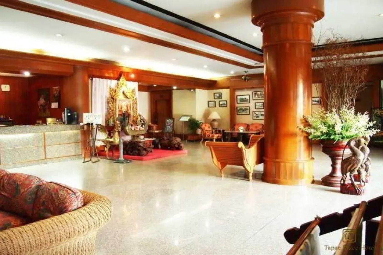Thapaeplacehotel Csiangmaj Kültér fotó