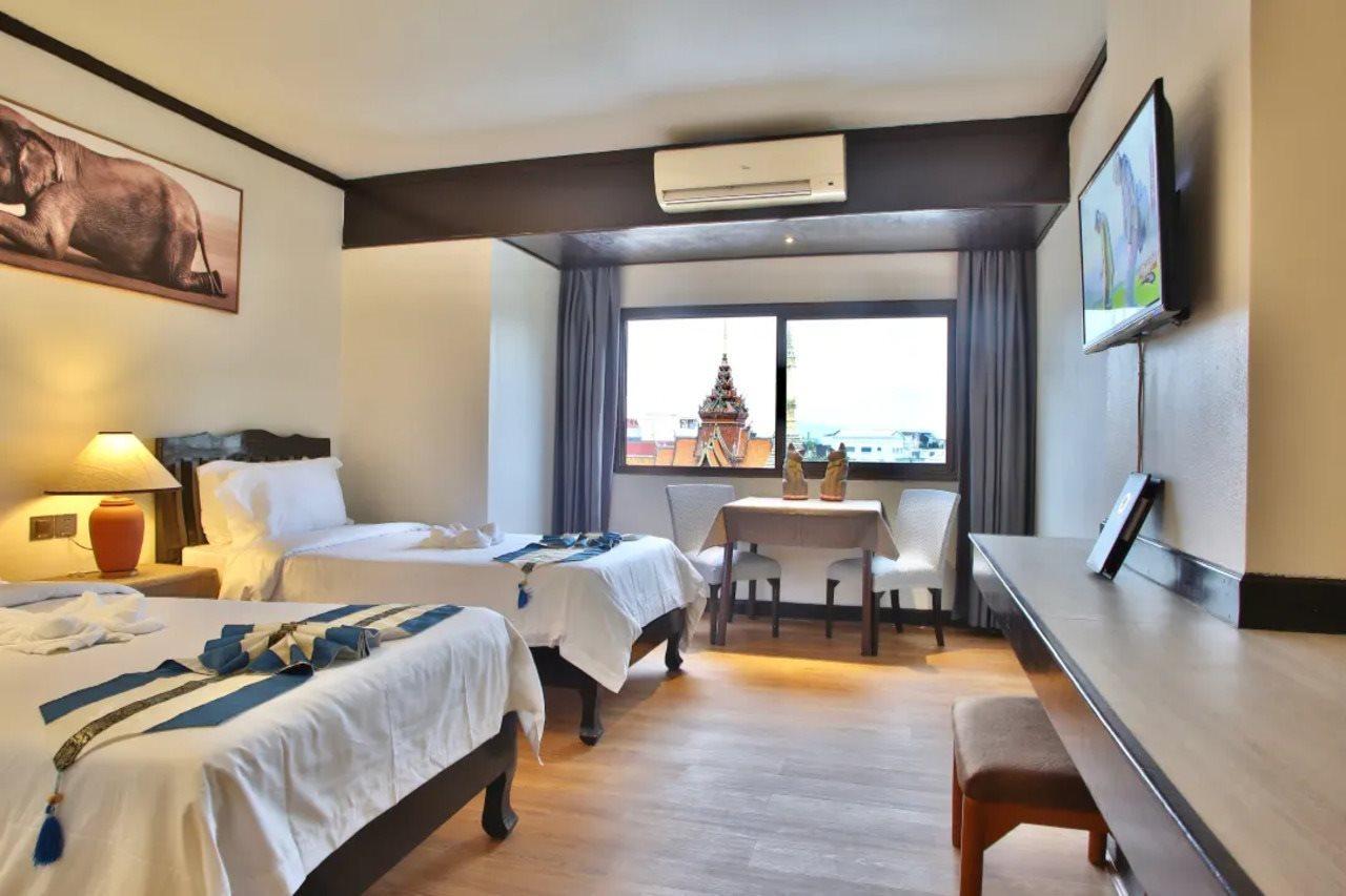 Thapaeplacehotel Csiangmaj Kültér fotó