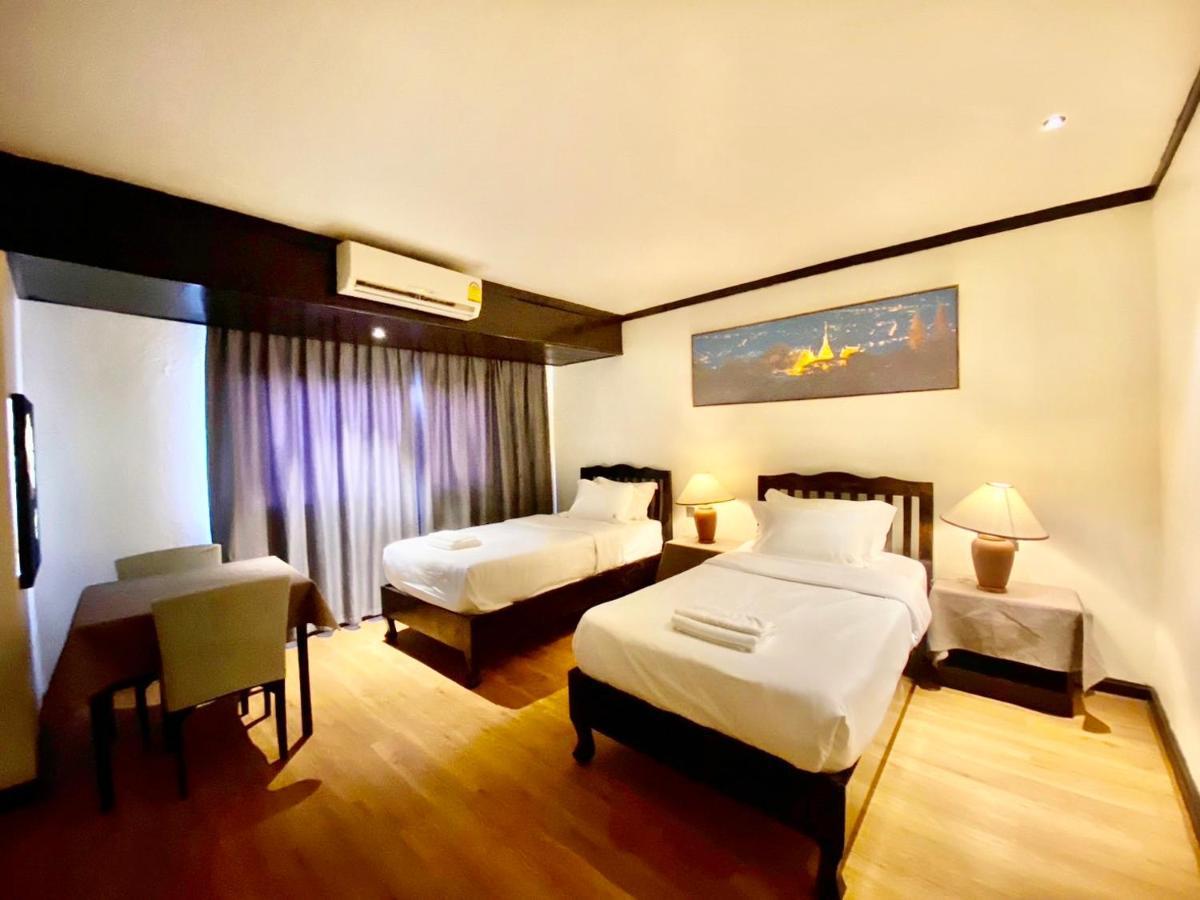 Thapaeplacehotel Csiangmaj Kültér fotó