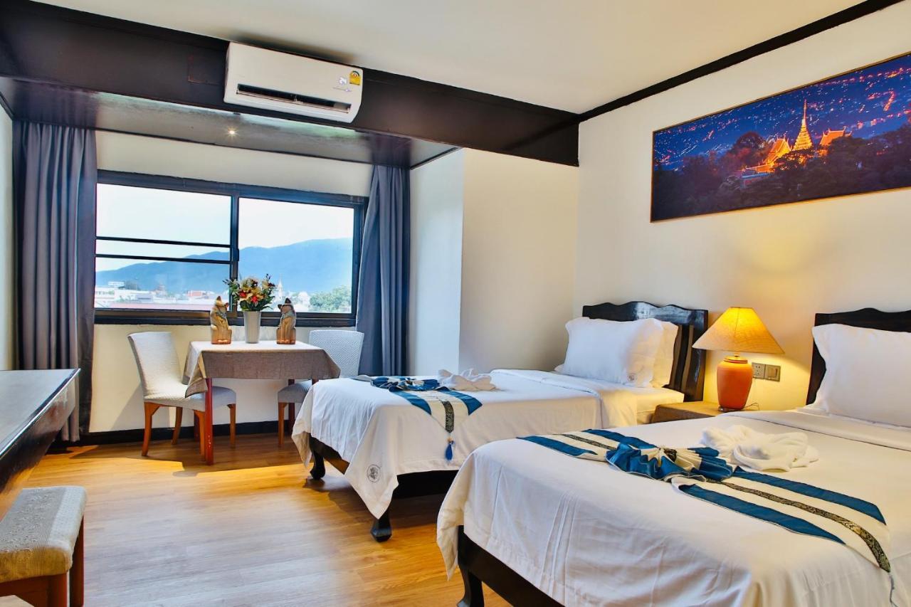 Thapaeplacehotel Csiangmaj Kültér fotó