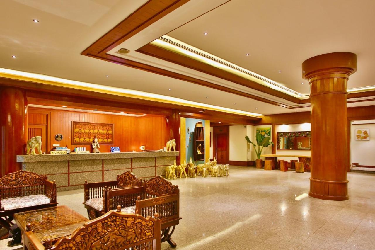 Thapaeplacehotel Csiangmaj Kültér fotó